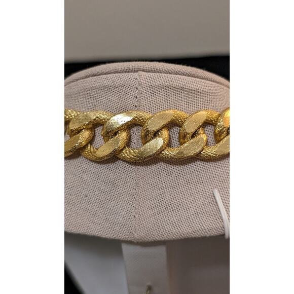 Heavy Brushed Textured Gold Tone Slip Over Head Rapper Chain - Picture 5 of 6
